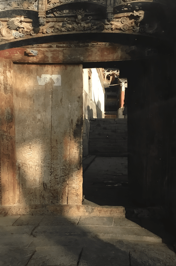 back+of+temple-standard-scale-6_00x-gigapixel.png